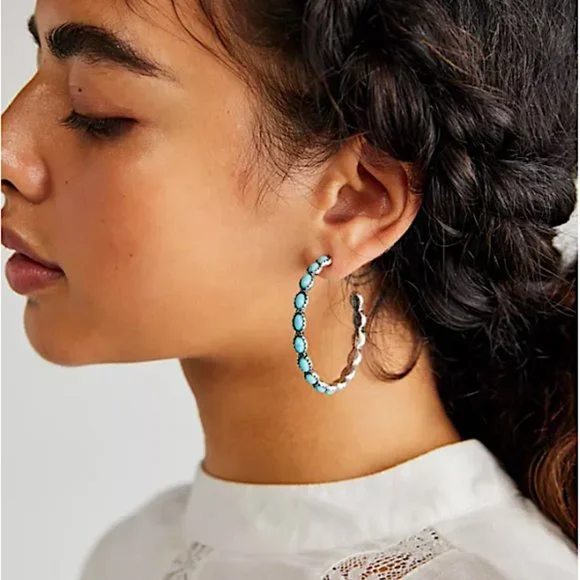 NEW ~ Free People Turquoise Stone "Buckaroo Hoops" Silver Earrings - Picture 3 of 16